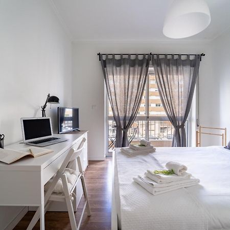 Alvares Araujo - Apartamento Familiar Perto Da Estacao De Comboios ブラガ エクステリア 写真